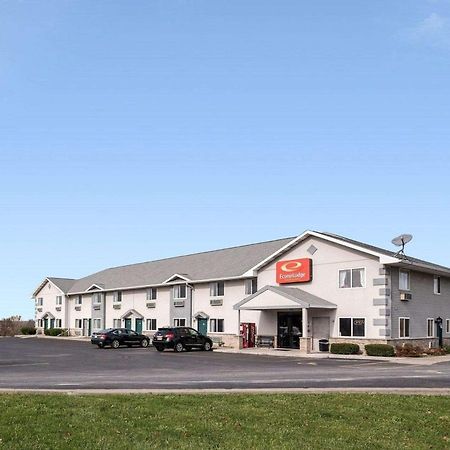 Econo Lodge Inn&Suites Canandaigua Esterno foto
