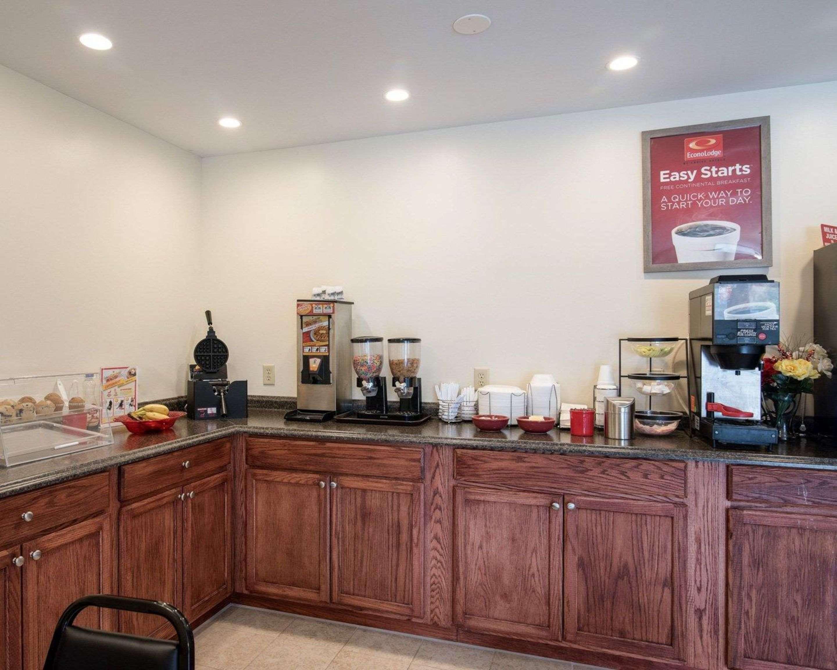 Econo Lodge Inn&Suites Canandaigua Esterno foto