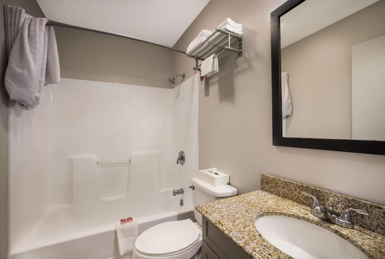 Econo Lodge Inn&Suites Canandaigua Esterno foto