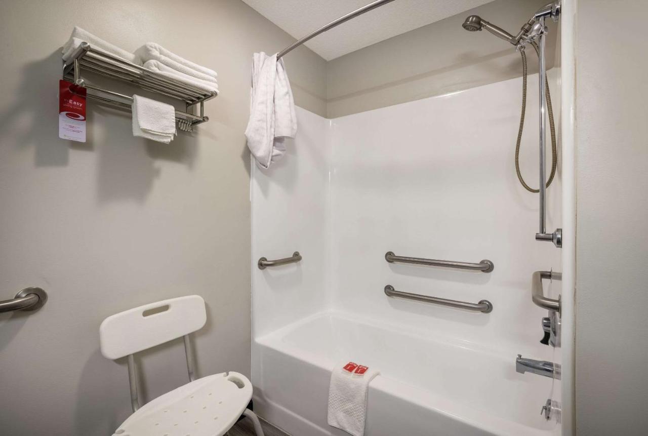 Econo Lodge Inn&Suites Canandaigua Esterno foto