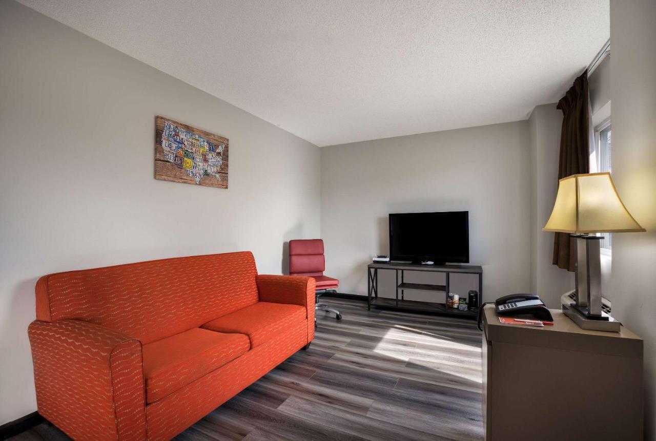 Econo Lodge Inn&Suites Canandaigua Esterno foto