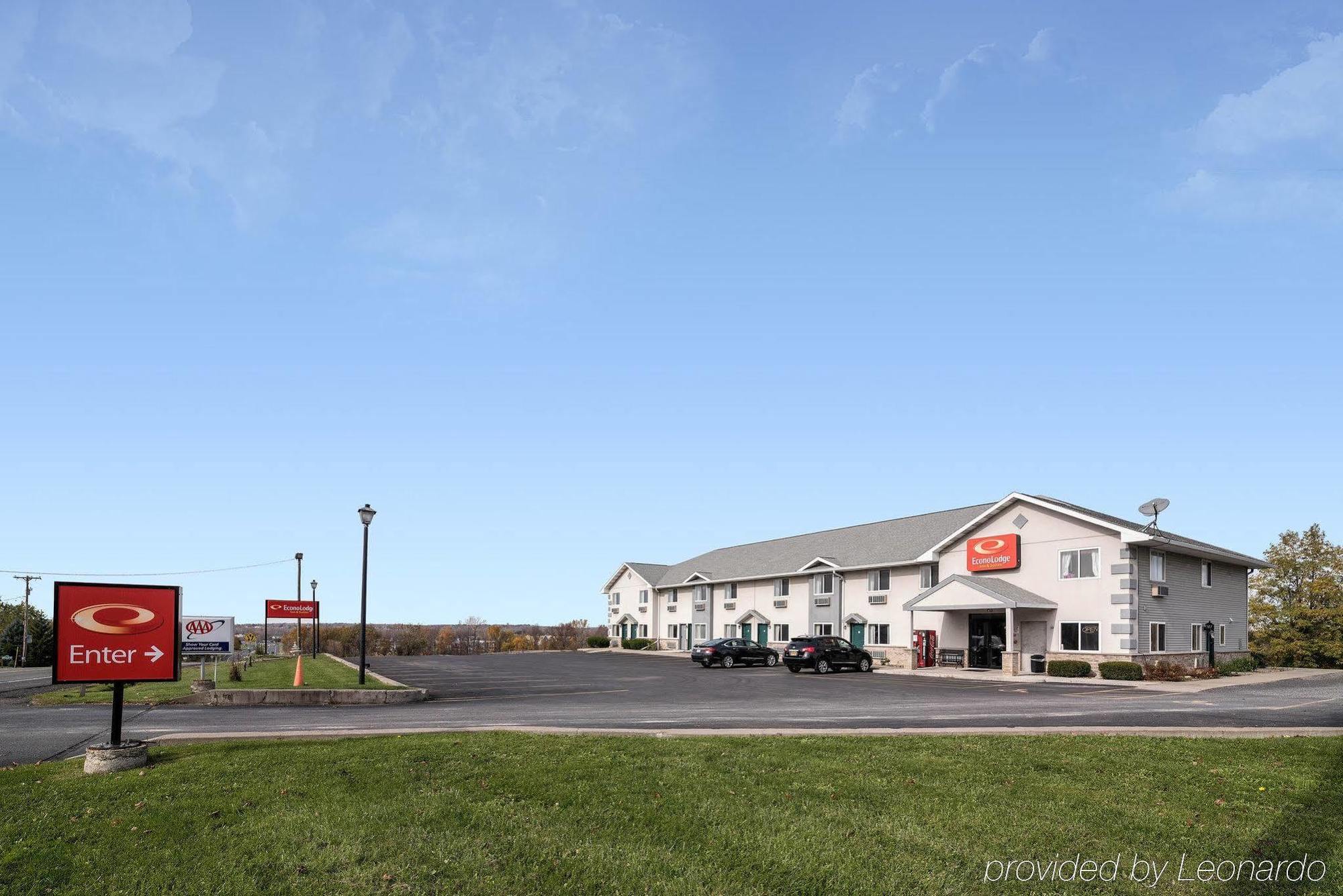 Econo Lodge Inn&Suites Canandaigua Esterno foto
